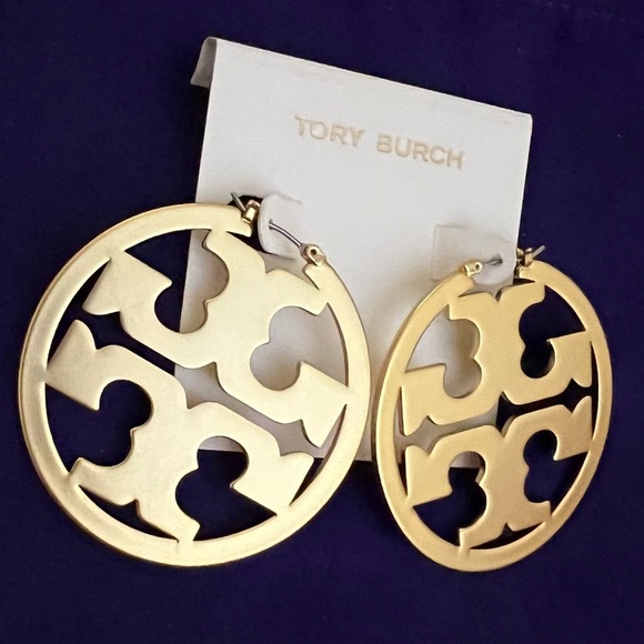 Tory Burch Authentic Miller Matte Gold Hoop Earrings - Picture 8 of 13